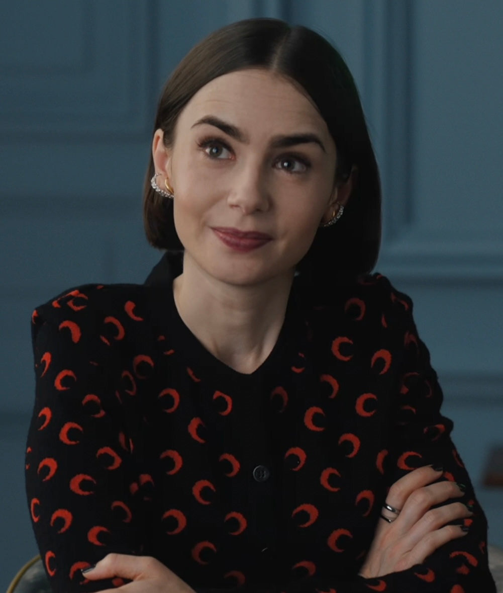 Lilly Collins in Emily in Paris