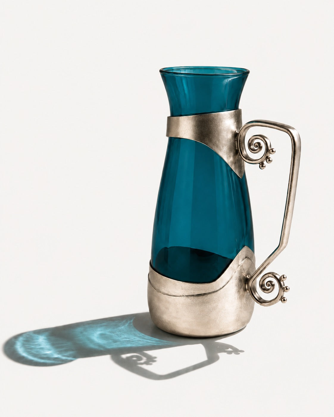 Spirali Jug