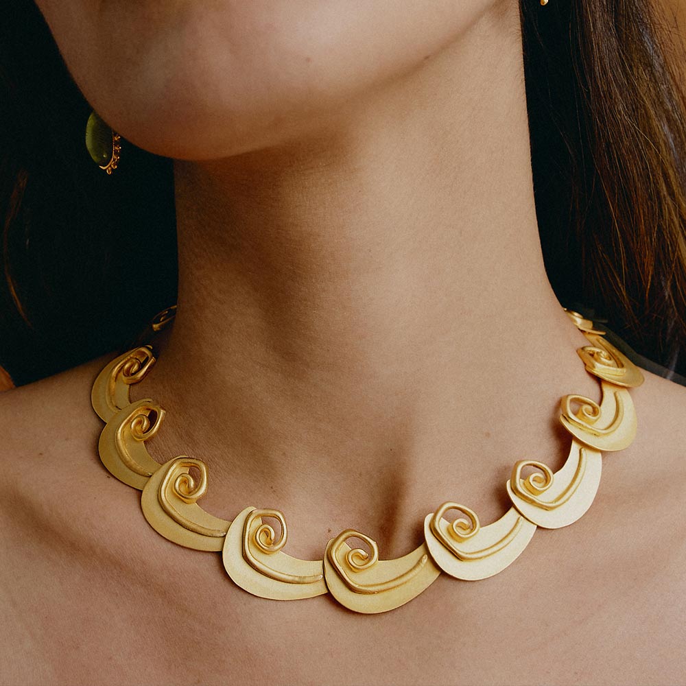 Thea Necklace