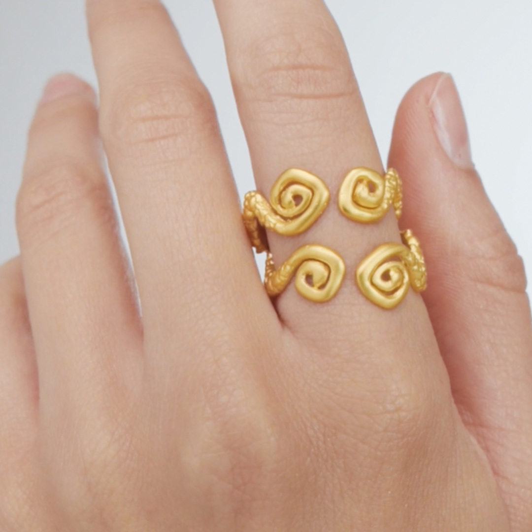 Medusa Ring